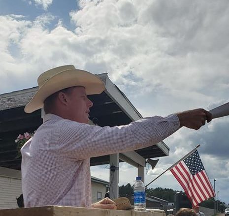 ed2 Ed Leist Auctioneer